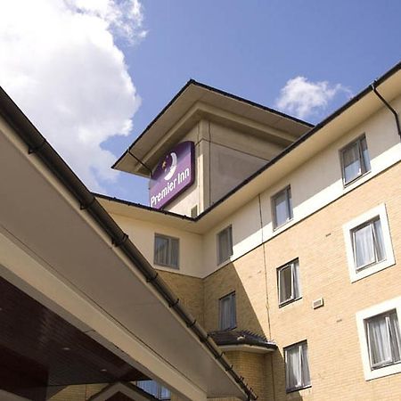 Premier Inn Newcastle City Centre Millennium Bridge Exterior foto
