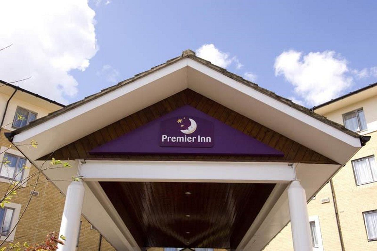 Premier Inn Newcastle City Centre Millennium Bridge Exterior foto